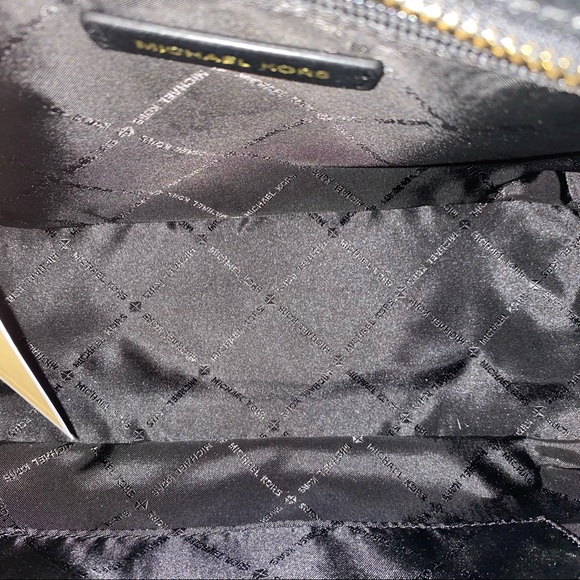 MK Red Rose Crossbody - Picture 9 of 11